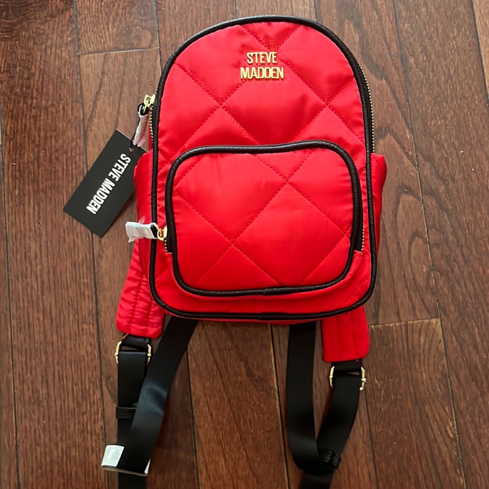 STEVE MADDEN MINI RED NWT BAG